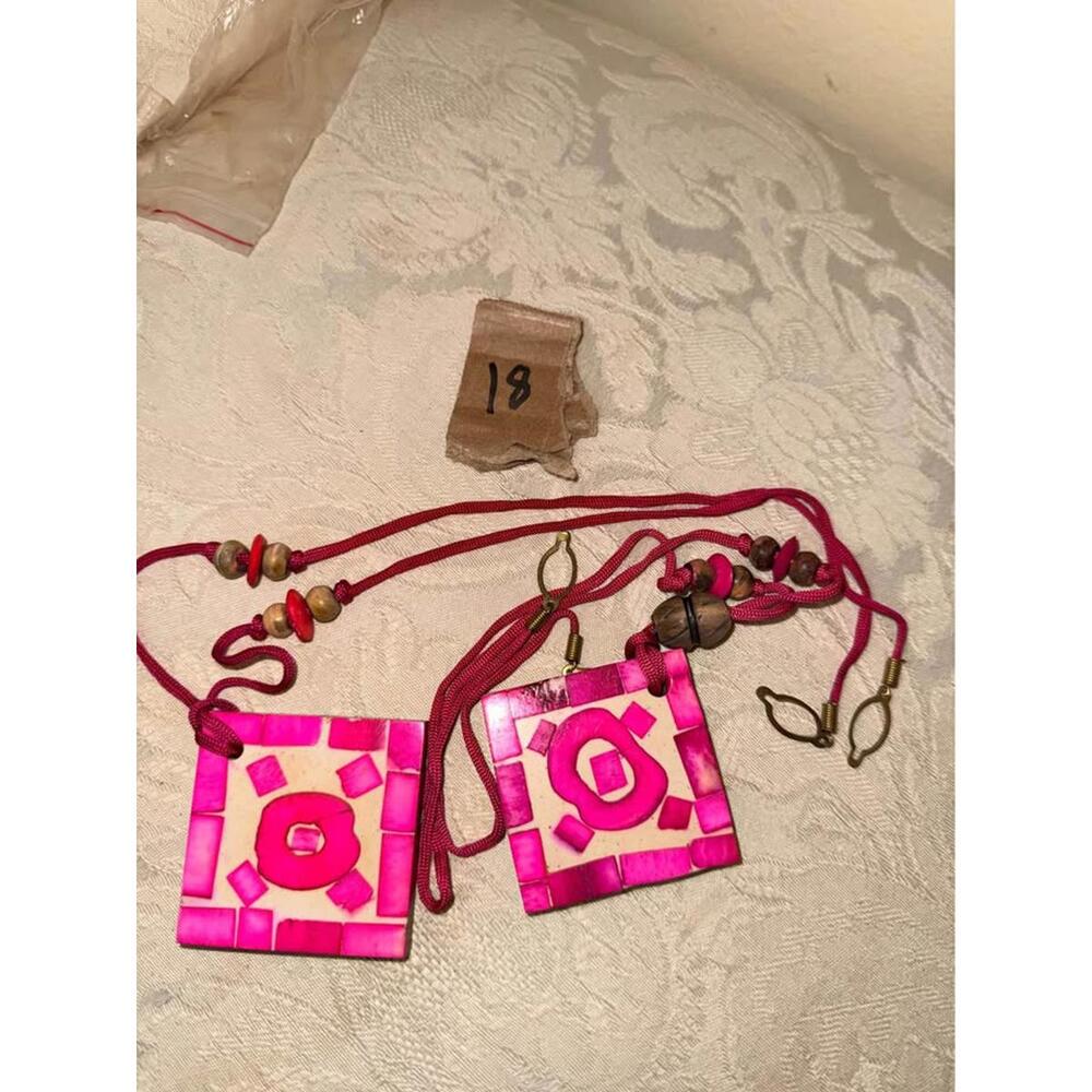 Bright‎ Pink Mosaic Square Pendants Necklace Set
